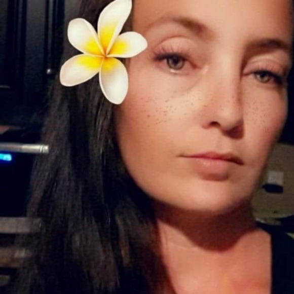 Meet your Posher, Kathleen - Picture 1 of 1